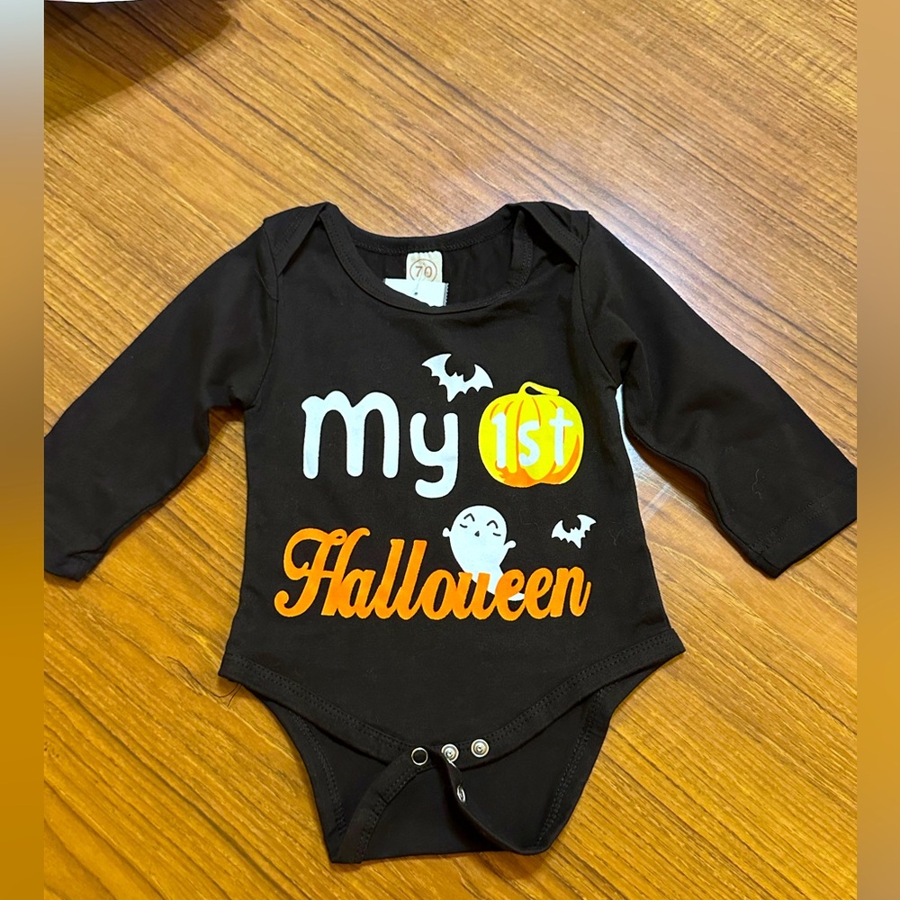 Baby’s Long sleeve Halloween 🎃 onesie